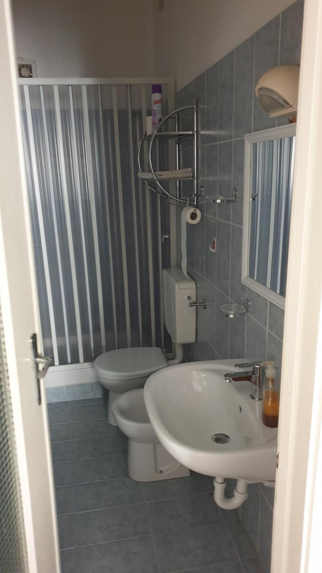 Piccolo Hotel Holiday Center Финале Лигуре Екстериор снимка